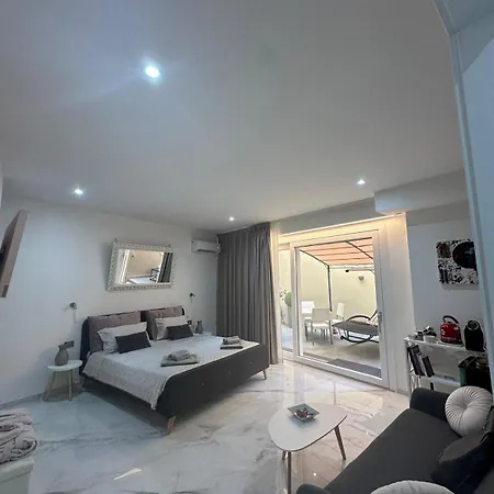 Apartment Monolocale Di Lusso In Centro A 10 Minuti Dal Mare *